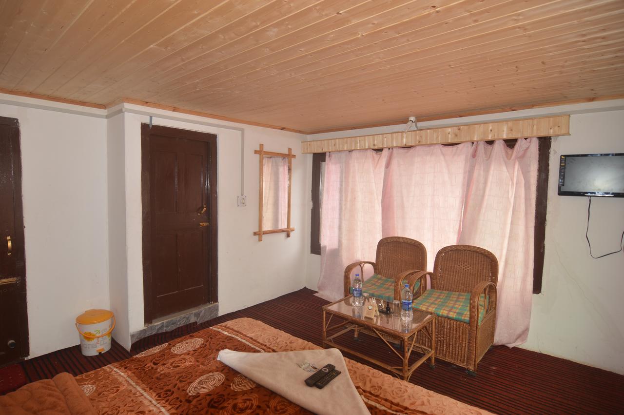 Kashmir House Hotel Pahalgām Buitenkant foto